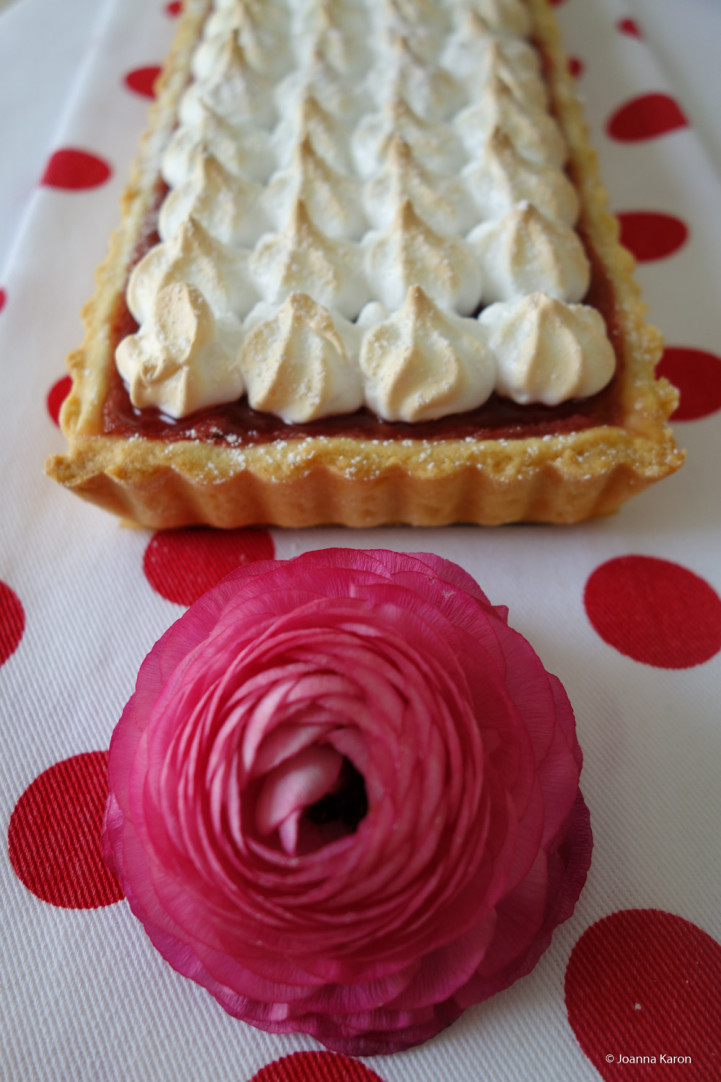 Rhabarber-Tarte mit Baiser - Die Küchenzuckerschnecke