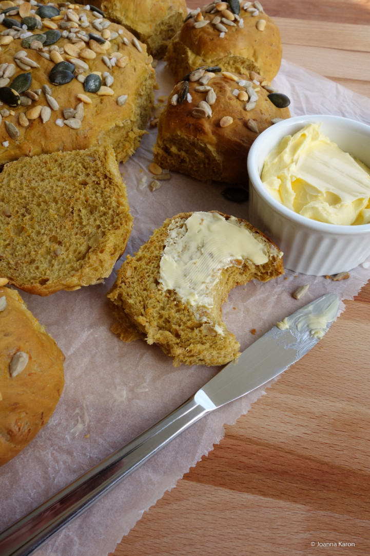 Karottenbrot mit Walnüssen