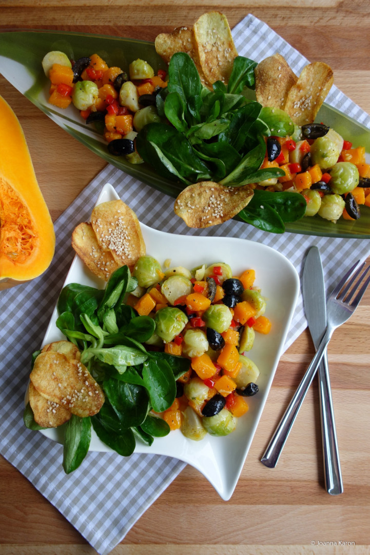 Rosenkohlsalat mit Kürbis und Oliven