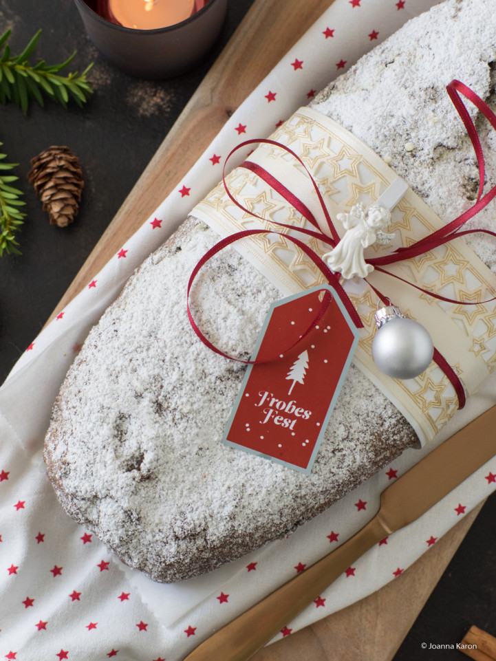 Schoko-Quark-Stollen mit Kirschen