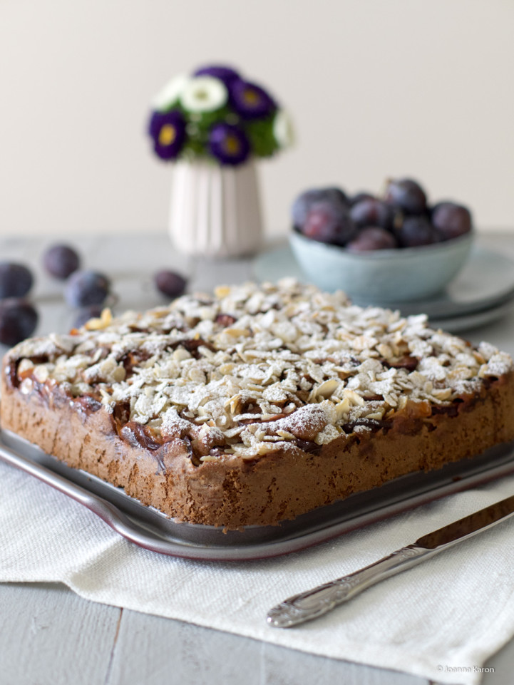 Zwetschgenkuchen mit Dinkelvollkornmehl und Gewürzen - Die ...