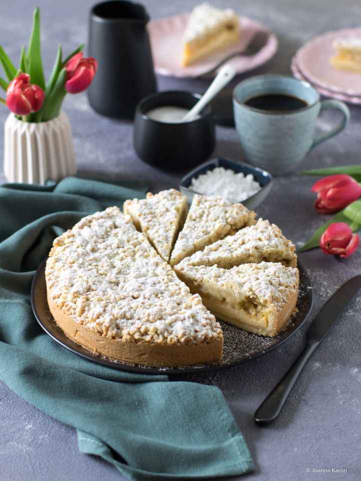 Apfelmus-Streuselkuchen mit Quarkcreme - Die Küchenzuckerschnecke